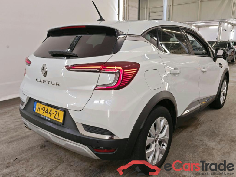 Renault Captur TCe 100 Intens 5d #2