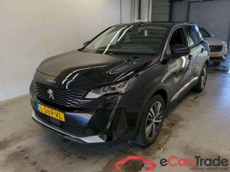 PEUGEOT 3008 1.2 PureTech Allure #1