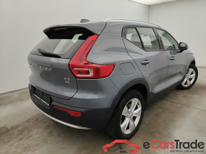 Volvo XC40 B3 Core DCT 5d #2