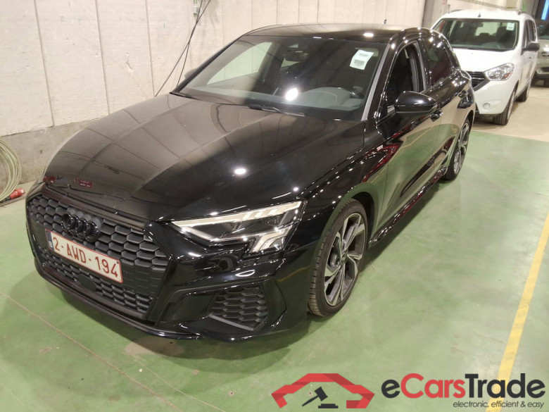 AUDI A3 2.0 35 TDI 110KW S TRONIC S LINE BUS. ED