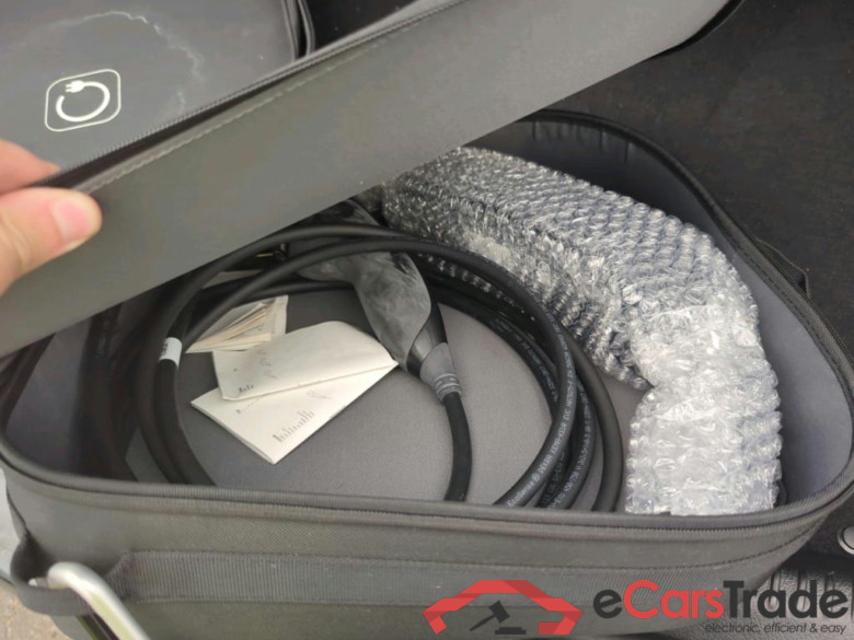 MERCEDES-BENZ C-Klasse C 300 e 9G-TRONIC AMG Line 4d 150kW #6