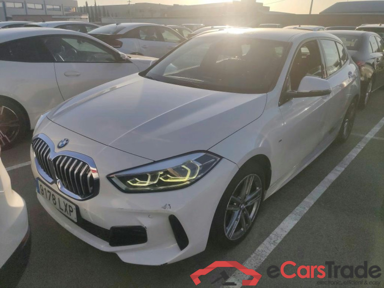 BMW Serie 1 / 2019 / 5P / berlina con portón 118iA #PAQUETE M#
