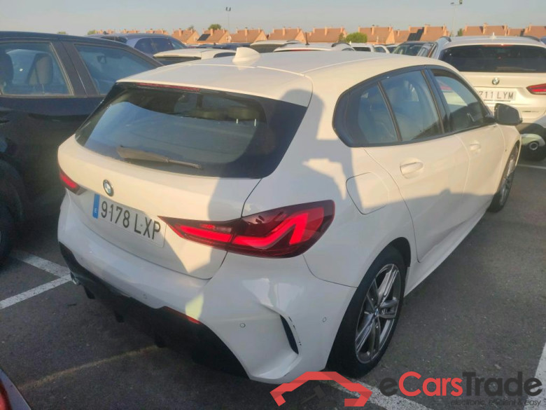 BMW Serie 1 / 2019 / 5P / berlina con portón 118iA #PAQUETE M# #2
