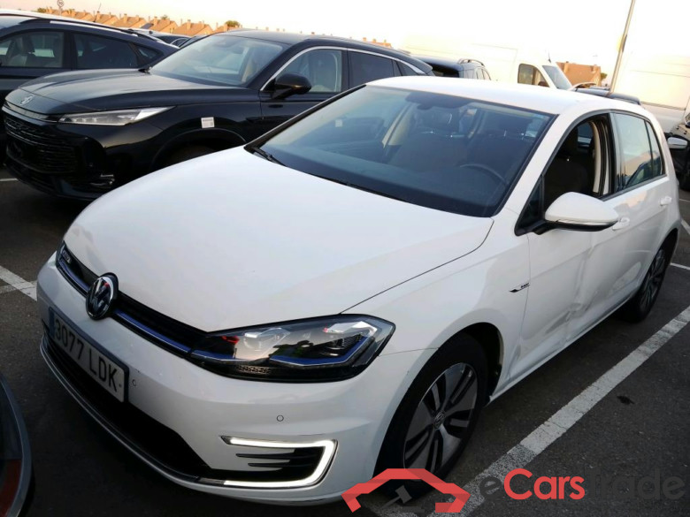 VOLKSWAGEN Golf / 2016 / 5P / berlina con portón e-Golf ePower 110 kW (136CV) #1