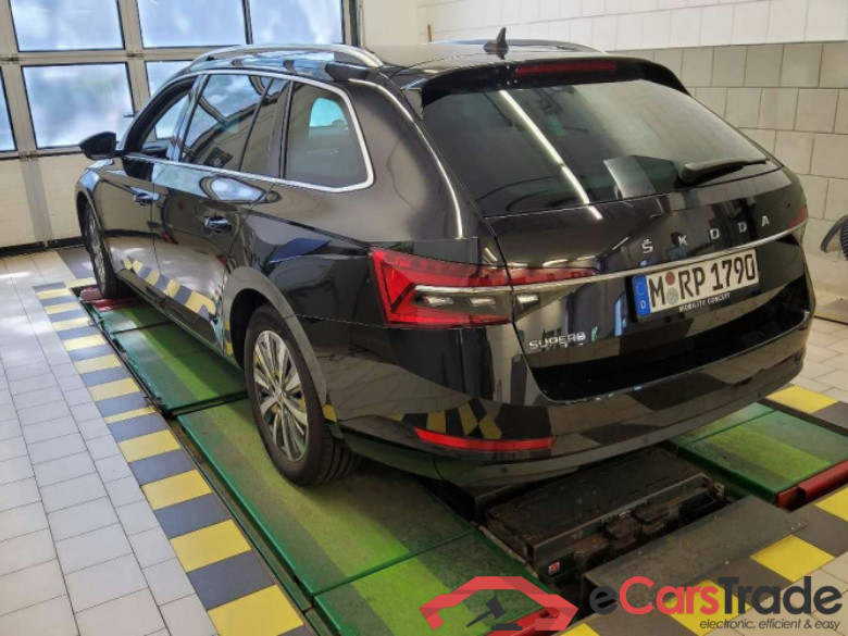 Skoda Superb Combi (3V5)(06.2015->) DE - Kb5 2.0 TSI EU6d, Style OPF, (Facelift) 2021 - 2024 #4