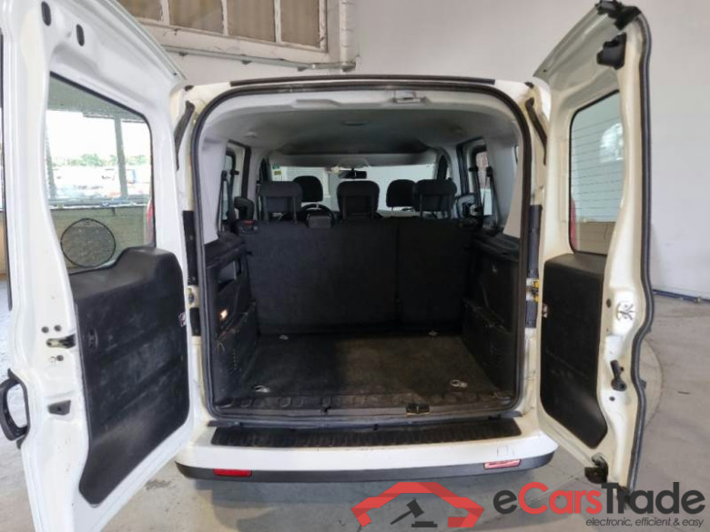 FIAT DOBLÒ CARGO / 2014 / 5P / COMBI CH1 LOUNGE 1.6 MJET 120CV E6D-F N1 #5