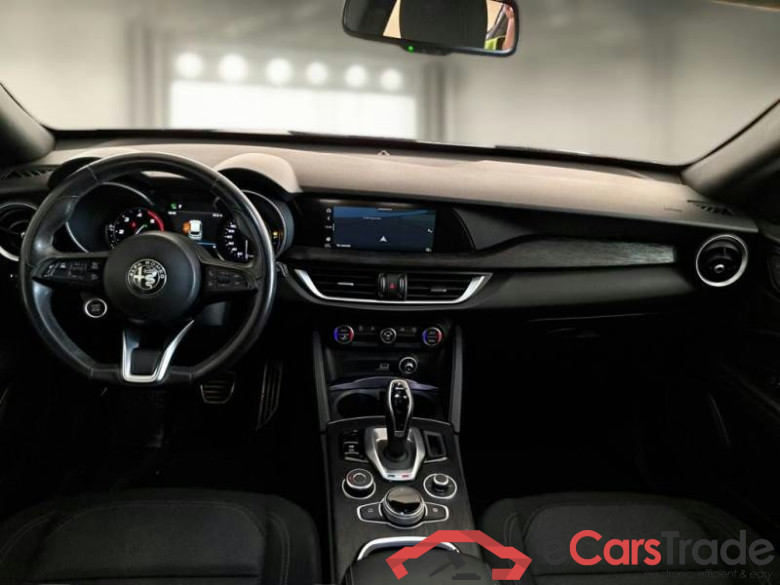 ALFA ROMEO STELVIO / 2017 / 5P / SUV 2.2 TD 190 CV SUPER BUSINESS AT8 Q4 #3