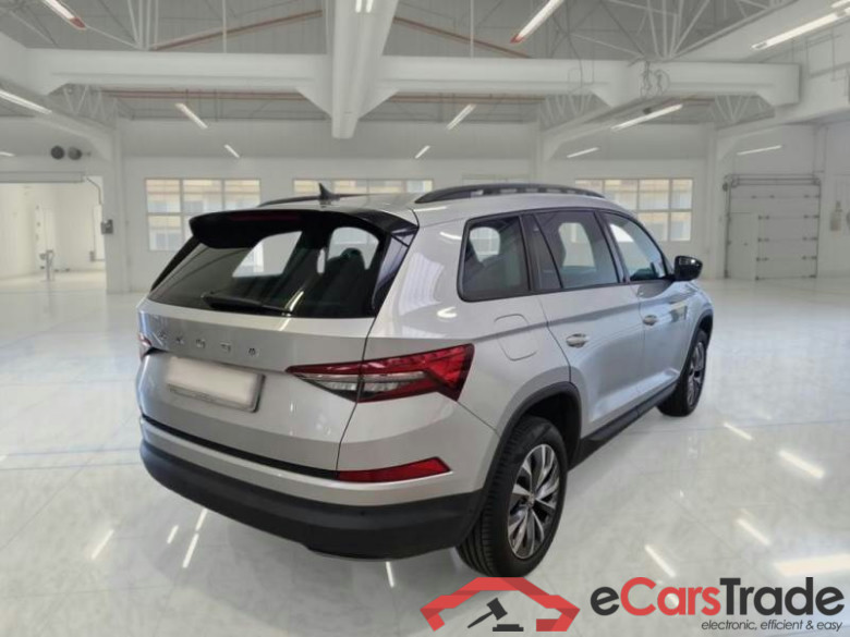 SKODA KODIAQ / 2021 / 5P / SUV 2.0 TDI 110KW EXECUTIVE DSG 4WD 5P #2