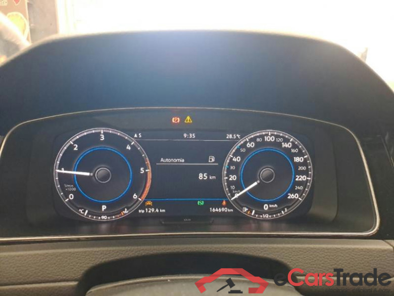 VOLKSWAGEN GOLF / 2017 / 5P / BERLINA 2.0 TDI EXECUTIVE BMT DSG #4