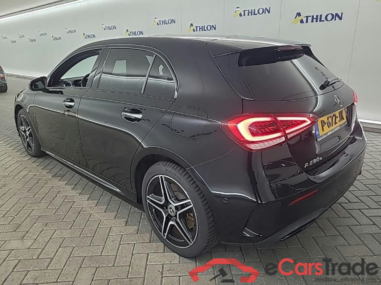 MERCEDES-BENZ A-klasse A 250 e 8G-DCT Business Sol AMG Limited 5D 160kW #4