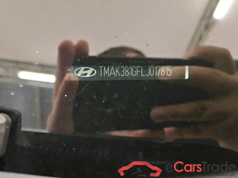Hyundai KONA Fashion Electric 64 kWh 5d #6