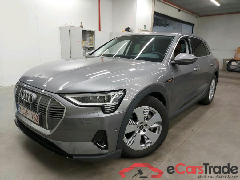 AUDI - AUD E-TRON 50 Quattro 313PK Attraction With Climatic & Navigation & Heated Seats & Park Sensors Front & Rear * ELECTRIC *