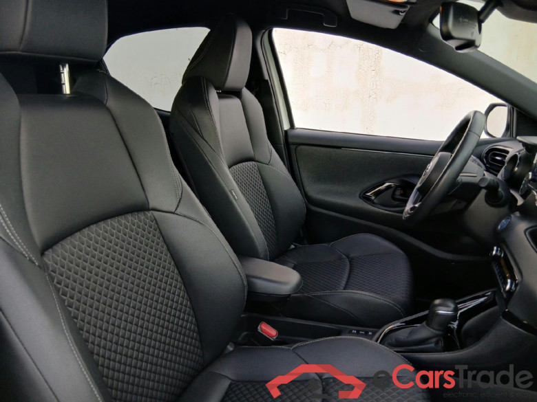 TOYOTA Yaris / 2020 / 5P / berlina con portón 1.5 120H Style #6