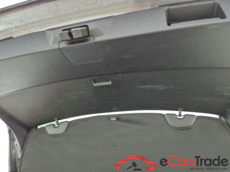 FORD KUGA 2.5 FHEV ST-LINE #5
