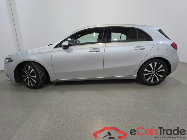 Mercedes A 180d Aut. LED Widescreen Navi 1/2 Sport-Leather KeylessGo Camera Klima PDC ... #2
