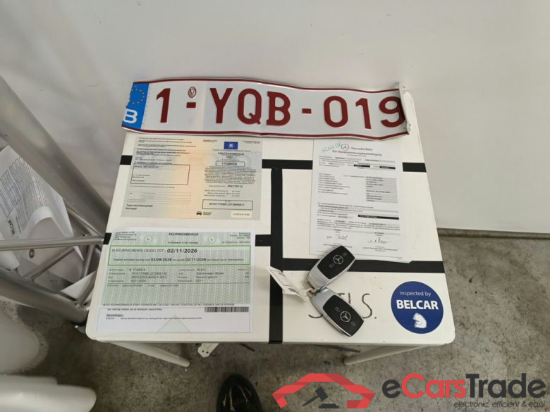 Mercedes-Benz A-Klasse A 250 e Business Solution 5d #4