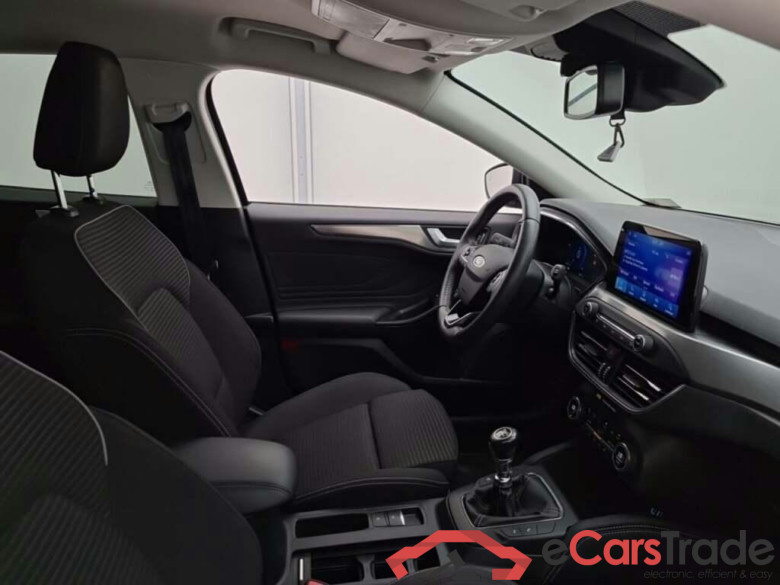 FORD Focus Wagon 1.5 EcoBl. Tit XBns #3