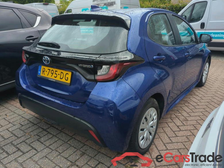 TOYOTA Yaris 1.5 Hyb. Active #3