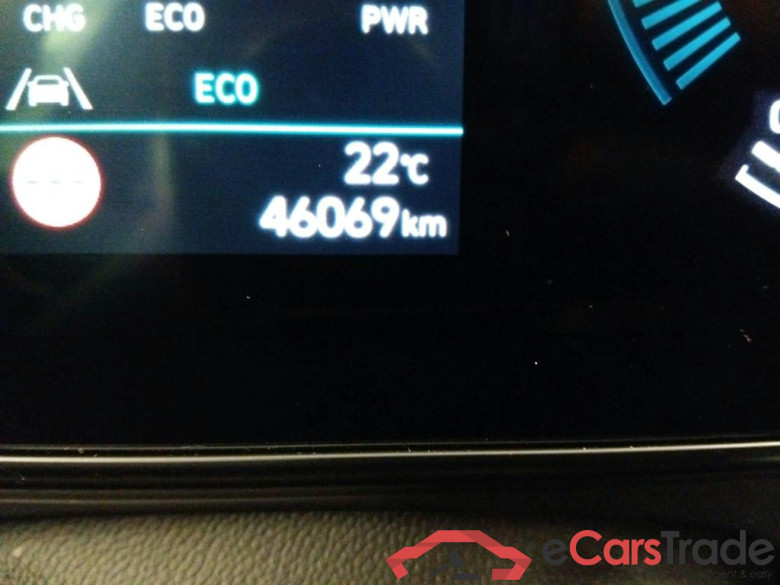 HYUNDAI Kona / 2023 / 5P / todoterreno 1.6 GDI HEV Maxx DCT #5