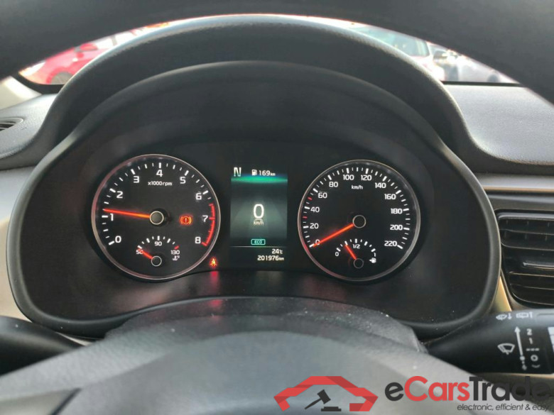 KIA Rio / 2020 / 5P / berlina con portón 1.0 T-GDi 74kW (100CV) MHEV iMT Concept #4