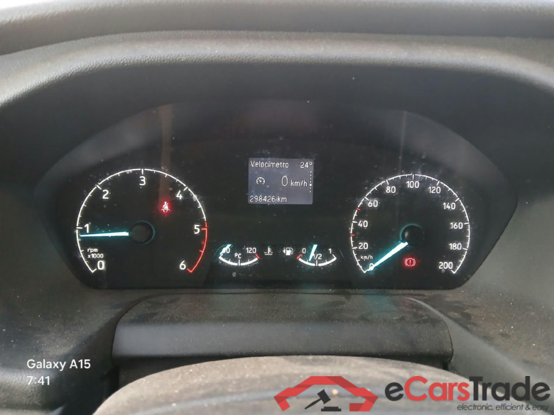 FORD Transit Custom / 2012 / 4P / combi Kombi 2.0 TDCI 96kW 320 L1 Trend #4