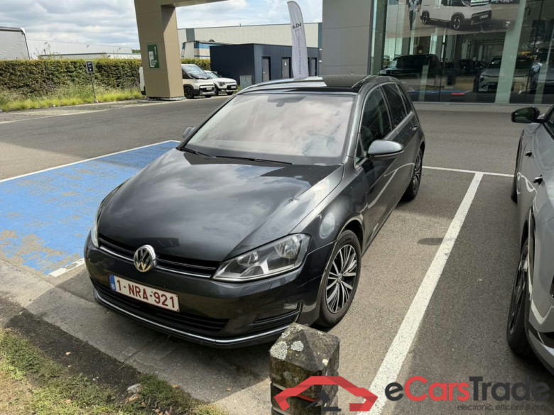 VOLKSWAGEN Golf VII Golf Comfortline 1.2 TSI BlueMotion Technology 81 kW (110 pk) 6 versnellingen manueel
