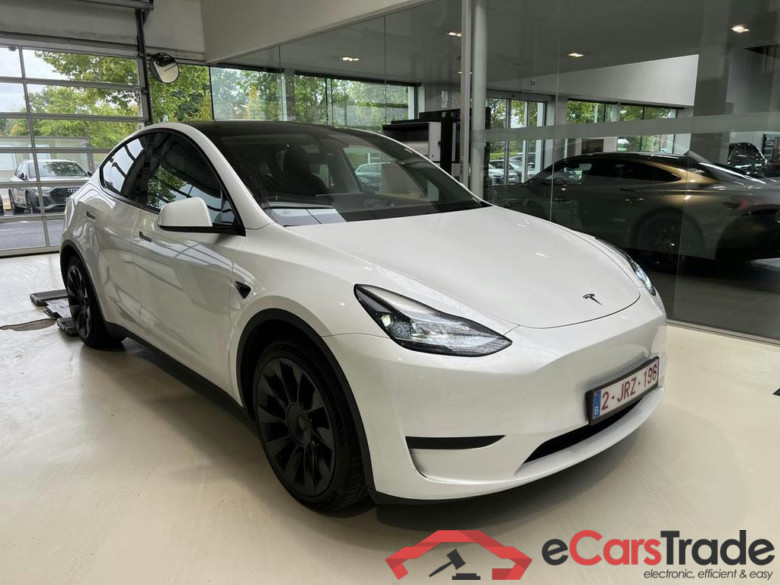 TESLA Model Y 52 kWh Standard Range RWD #4