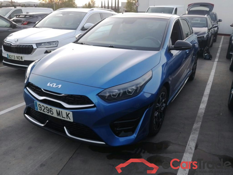 KIA Ceed / 2021 / 5P / berlina con portón 1.6 MHEV iMT 100kW (136CV) GT Line #1