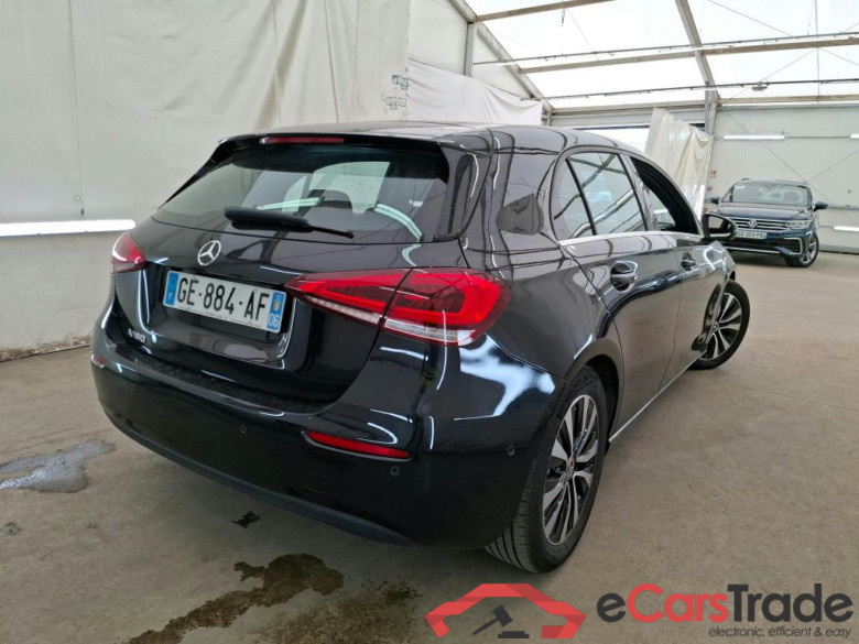 MERCEDES-BENZ Classe A Compact / 2018 / 5P / Berline A 180 Business Line 7G-DCT #3