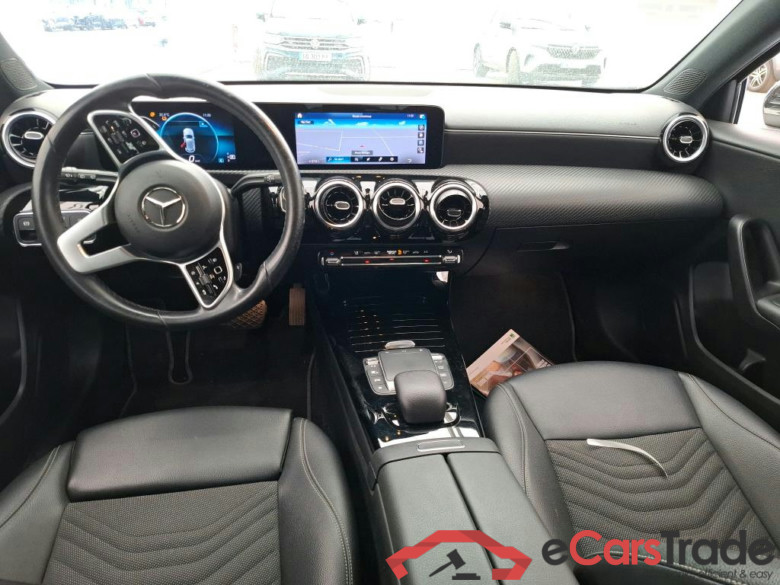 MERCEDES-BENZ Classe A Compact / 2018 / 5P / Berline A 180 Business Line 7G-DCT #5