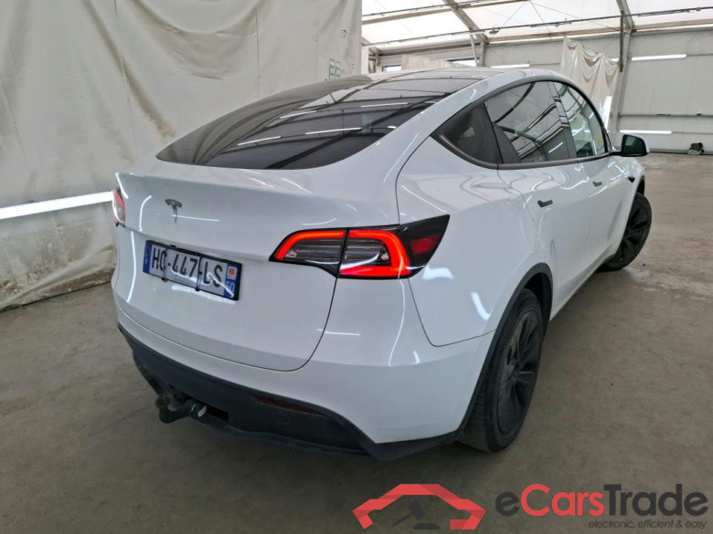 TESLA Model Y / 2020 / 5P / SUV Grande Autonomie RWD #4