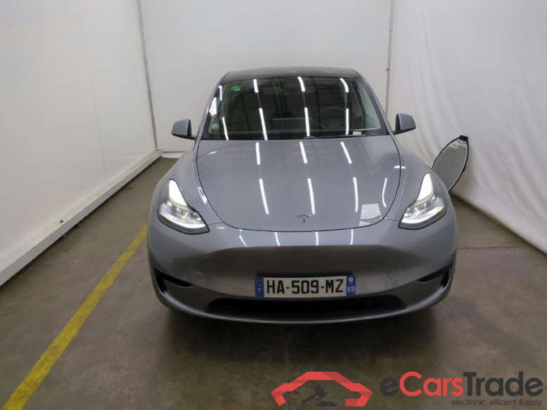 TESLA Model Y / 2020 / 5P / SUV Grande Autonomie RWD #3