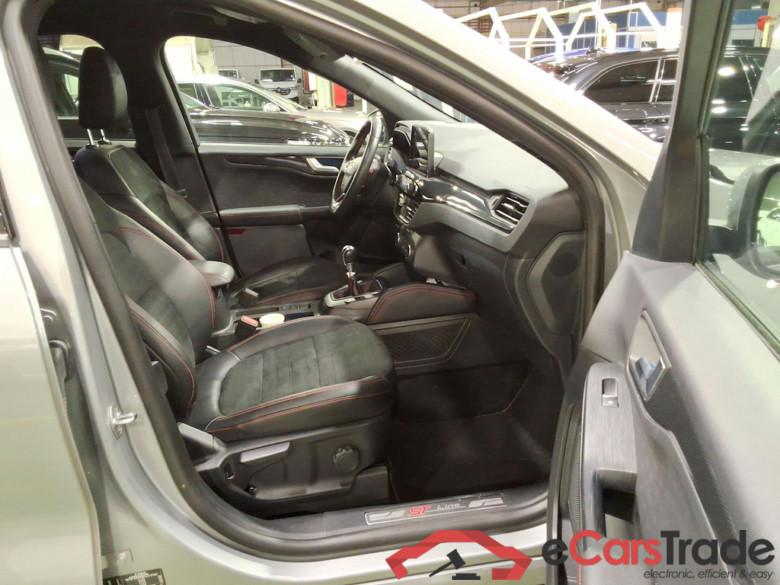 FORD KUGA 2.0 ECOBLUE MHEV 110KW ST-LINE X #6