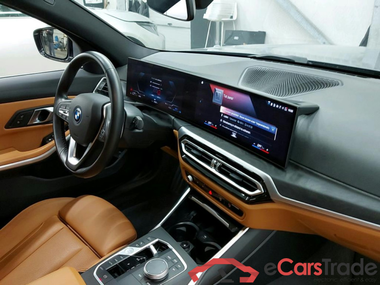 BMW - BMW 3 TOURING 330e 292PK With Heated Cognac Sensatec Sport Seats  * HYBRID * #3