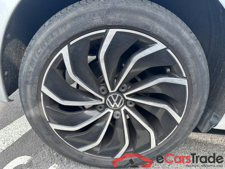 VOLKSWAGEN Golf VIII New Golf Life 1.5 TSI 96 kW (130 ch) 6 vitesses manuel #6