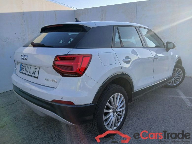 AUDI Q2 / 2016 / 5P / todoterreno Design 30 TFSI 85kW (116CV) (AC) #2