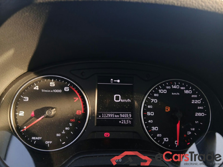 AUDI Q2 / 2016 / 5P / todoterreno Design 30 TFSI 85kW (116CV) (AC) #4