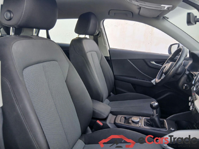 AUDI Q2 / 2016 / 5P / todoterreno Design 30 TFSI 85kW (116CV) (AC) #6