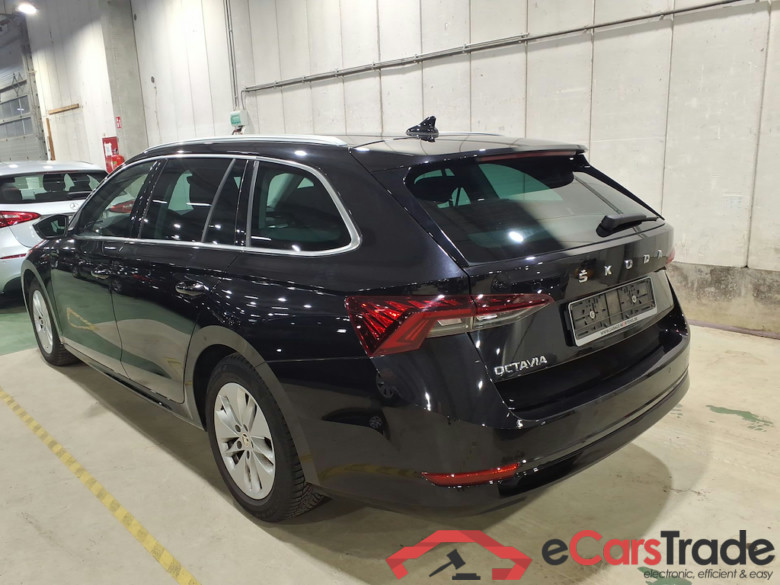 SKODA OCTAVIA COMBI 2.0 CRTDI 110KW CLEVER #2