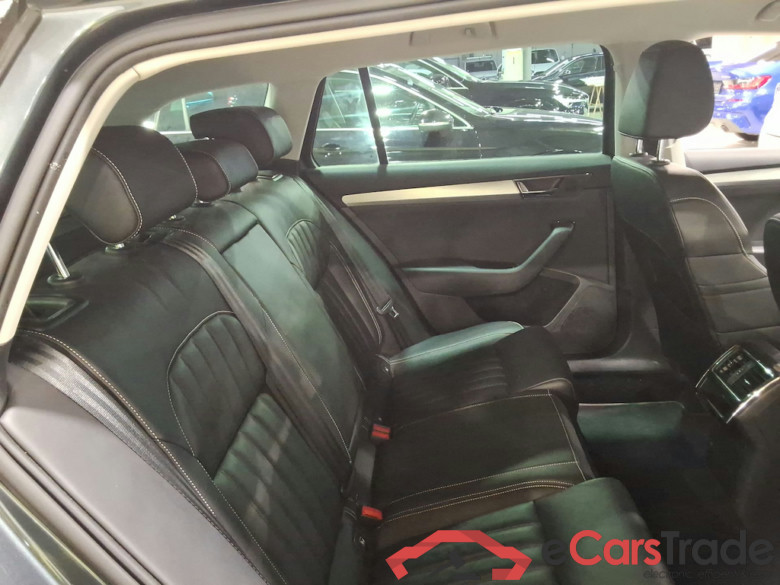 SKODA SUPERB COMBI - 2019 1.4 TSI PHEV Ambition DSG #5