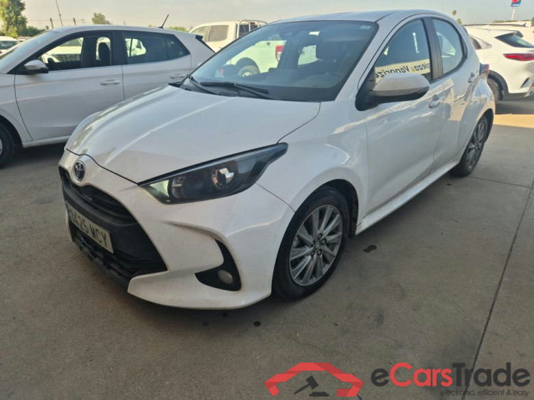 TOYOTA Yaris / 2020 / 5P / berlina con portón 1.5 120H Active Tech