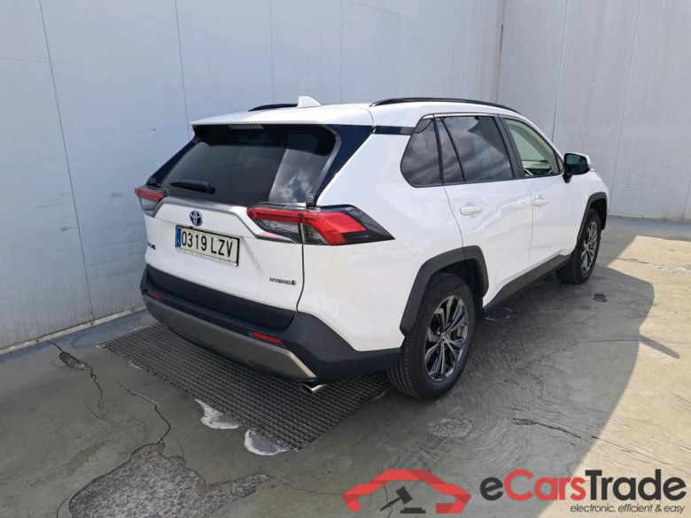 TOYOTA Rav4 / 2018 / 5P / todoterreno 2.5l 220H Advance #2