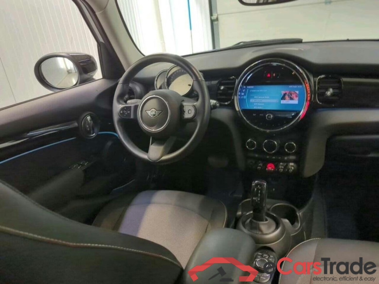 Mini 5-deurs 1.5 Cooper Camden #3