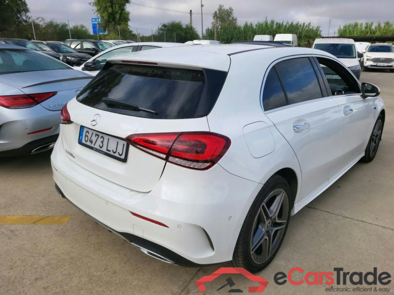 MERCEDES-BENZ Clase A / 2018 / 5P / berlina con portón A 250 e #2