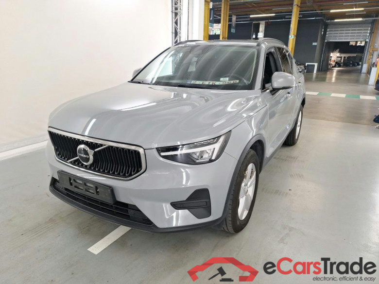 VOLVO XC40 1.5 T2 ESSENTIAL AUTO #1