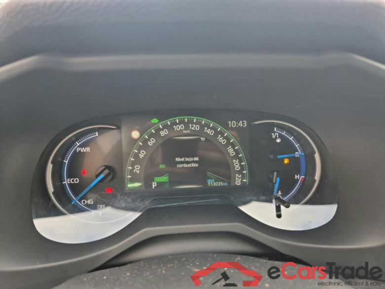 TOYOTA Rav4 / 2018 / 5P / todoterreno 2.5l 220H Advance #4