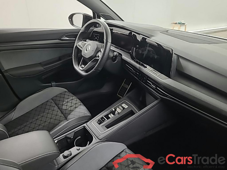 VOLKSWAGEN GOLF 1.5 eTSI 110kW DSG R-Line 5D #6