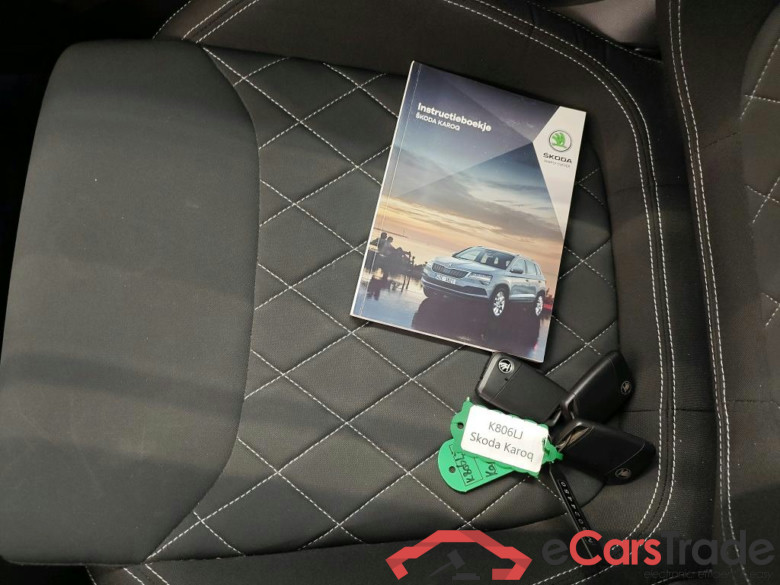 Skoda Karoq 1.5 TSI ACT Greentech Sportline Business 5d #4