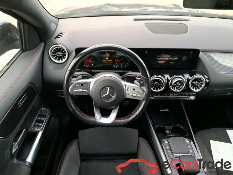 MERCEDES-BENZ GLA / 2020 / 5P / todoterreno GLA 200 #3
