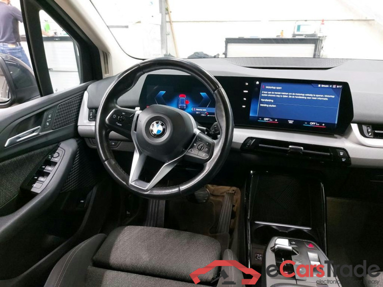 BMW 218d Active Tourer Aut. Pano LED LC-Pro Navi-Pro Sport-Seats KeylessGo Camera Klima PDC ... #3
